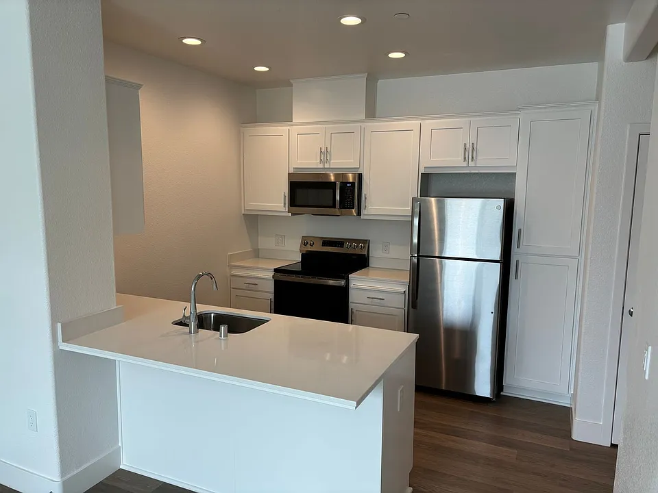 The Apartments at Santana Ranch