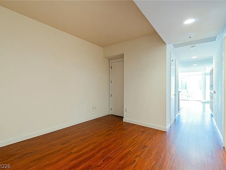4525 Dean Martin Dr #1405 — Photo 10