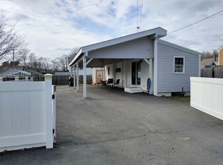 7 Walnut St, Dartmouth, MA 02747