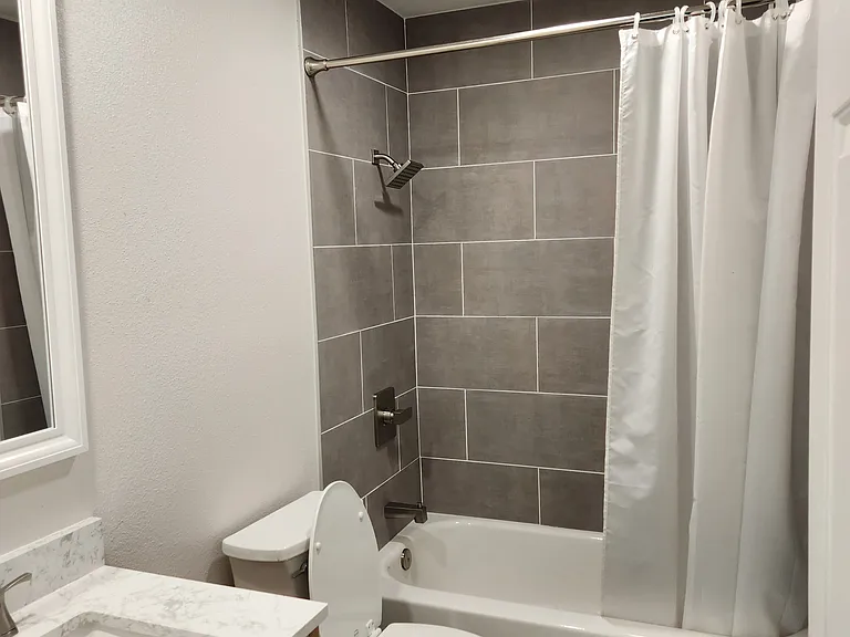 1600 S Quebec Way #8 — Photo 1