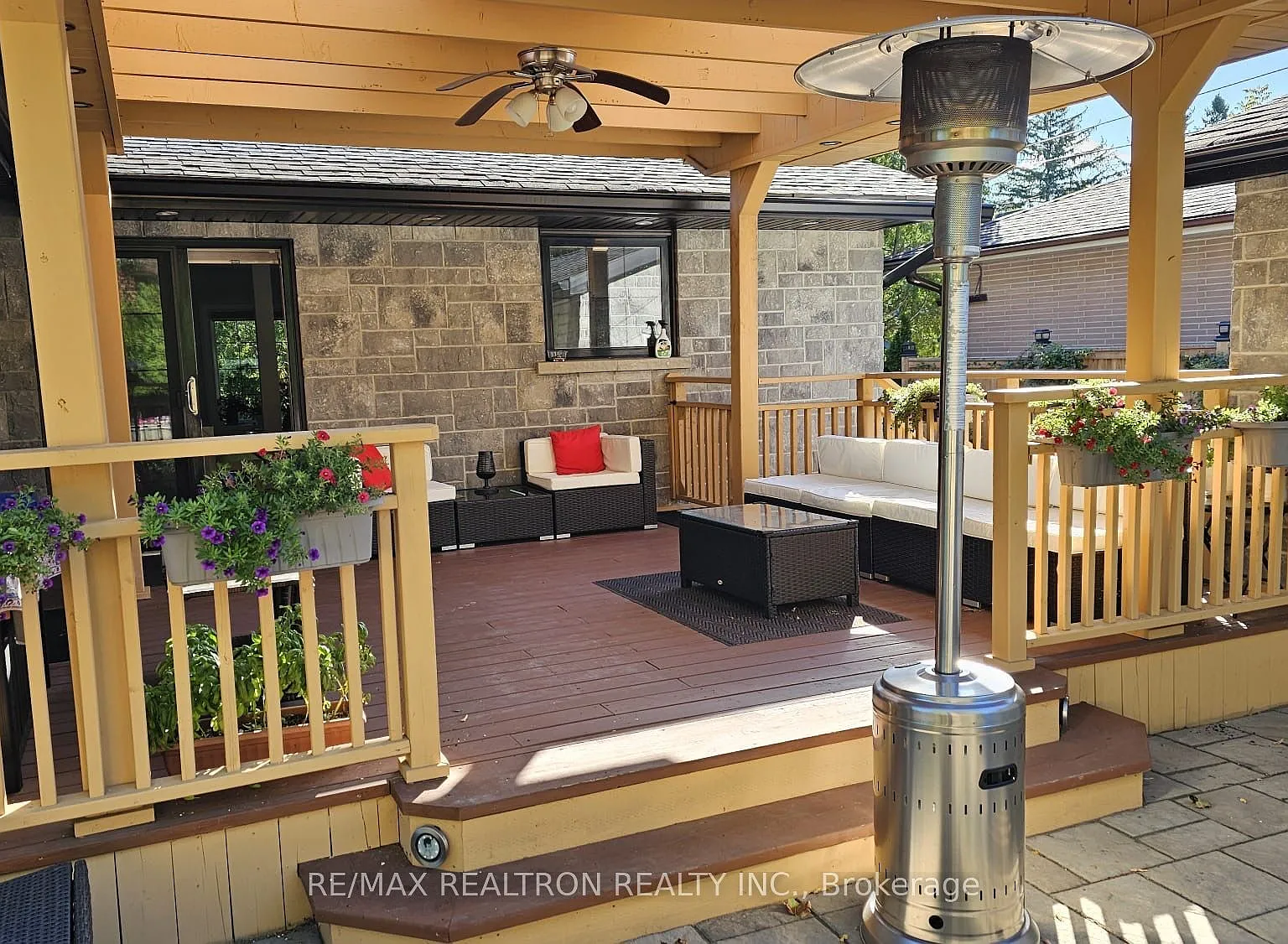 4 bed, $4,390 — Photo 3