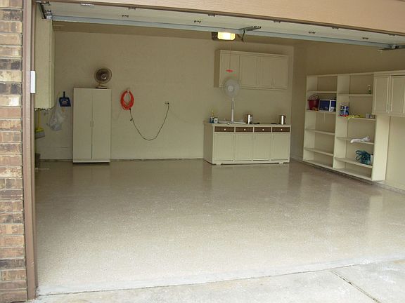 Pretty garage