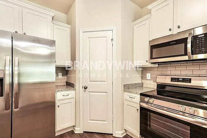 754 Patmore Dr — Photo 12