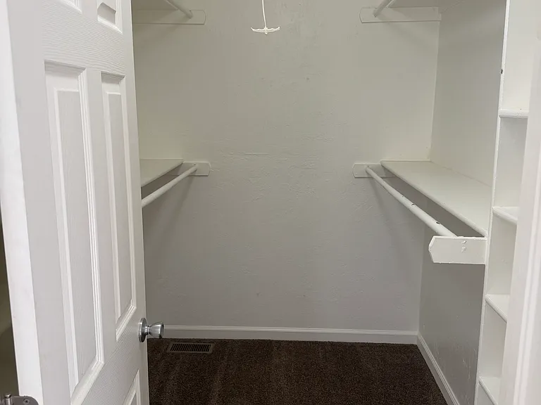 1020 S Morgan Rd — Photo 6