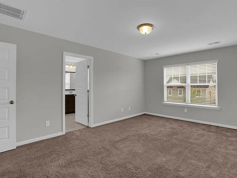 1106 Bergenfield Ln — Photo 13