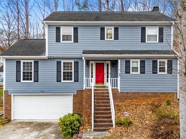 1111 New Hampshire Dr, Jamestown, NC 27282