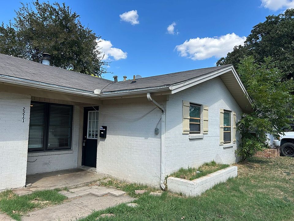 1st image of 2211 Granada Dr