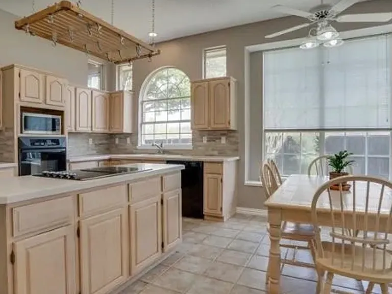 5837 Poole Dr — Photo 7