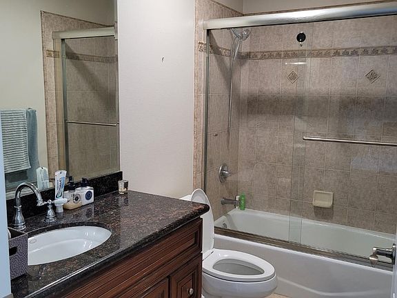 4th image of 3140 San Marino St Unit 301