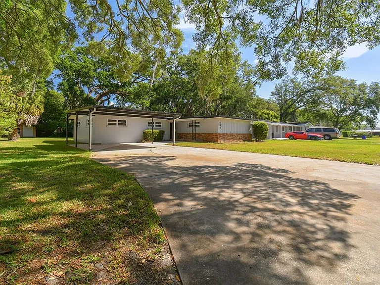 535 W Palmeden Dr — Photo 50