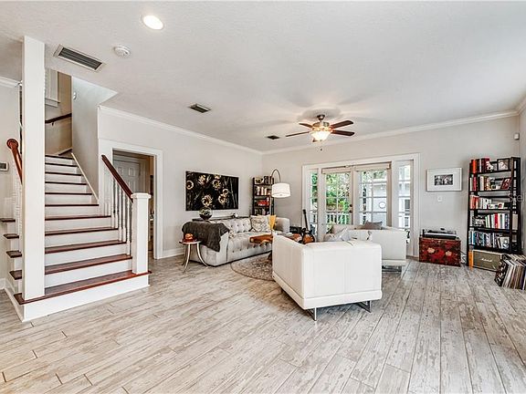 4th image of 1218 Shady Lane Dr