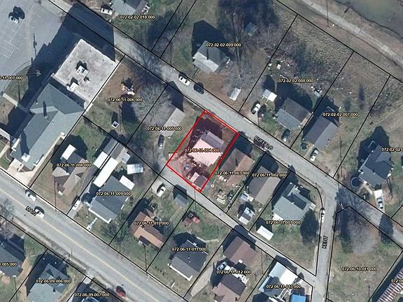 5th image of 209 Buffalo St