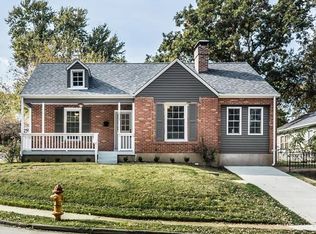 2027 Woodsey Dr, Saint Louis, MO 63144