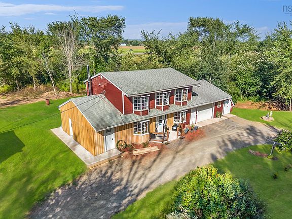 2nd image of 114 Bog Rd