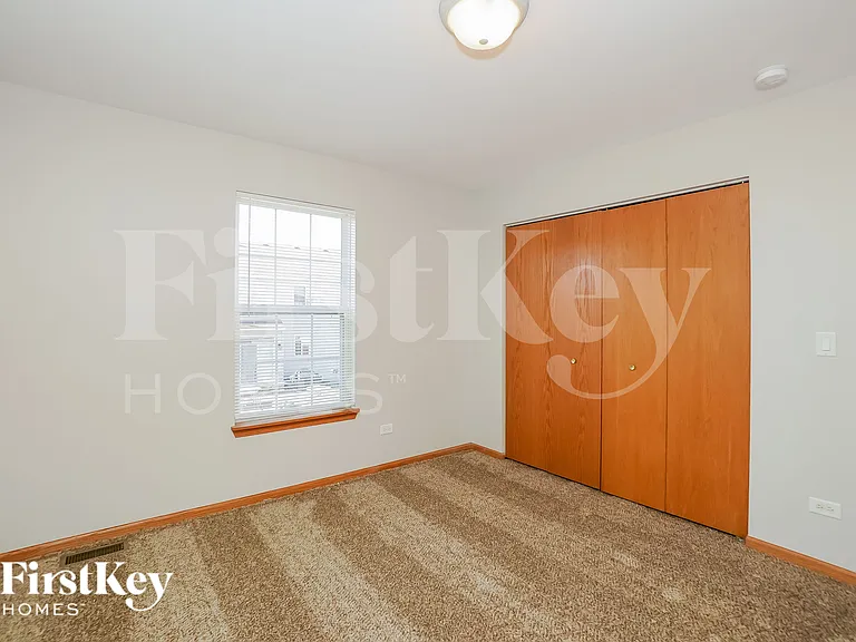 16460 Kingsbrook Dr — Photo 12