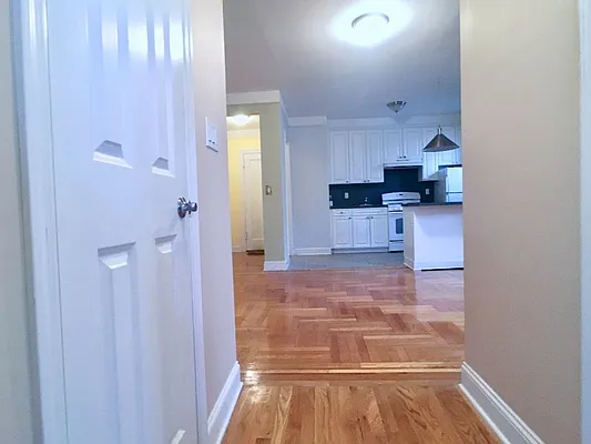 Rented by Sovereign Associates | media 28