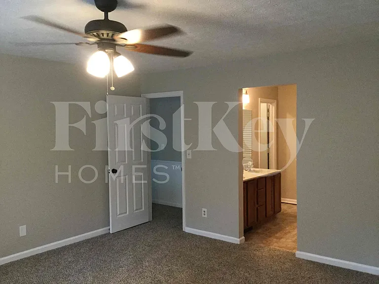 535 Sherwood Oaks Rd — Photo 13