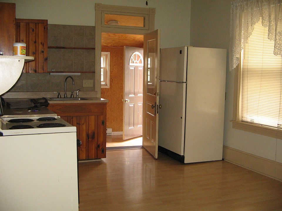 28 S Poplar St #201 Etown 002_10252013