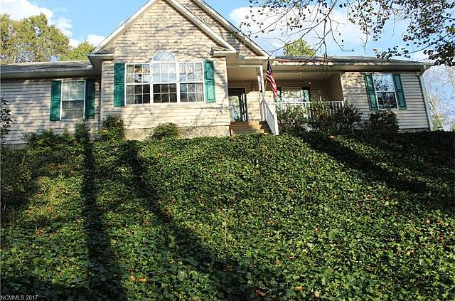 1st image of 146 Pine Valley Ln