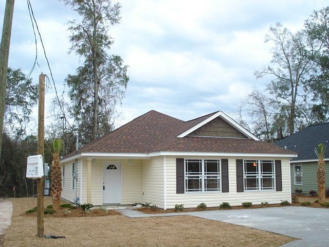 1st image of 47 Ruby Ln