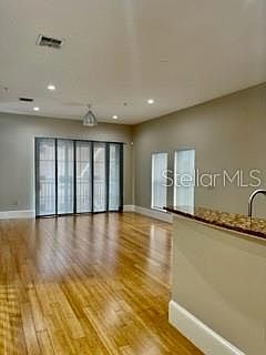 4th image of 3744 Avalon Park East Blvd