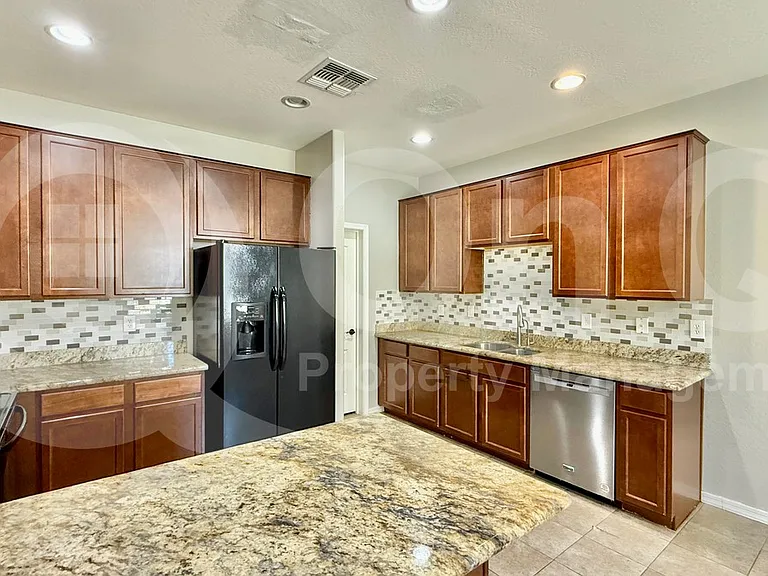950 S Wallrade Ln — Photo 22