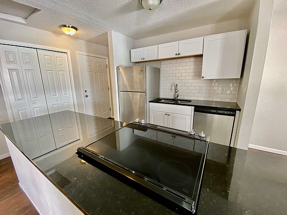 5th image of 315 Buchanan St NE APT 7