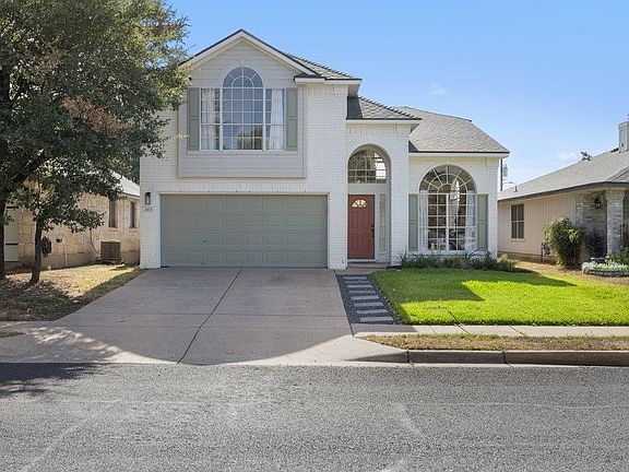 2nd image of 2415 Claudia Dr