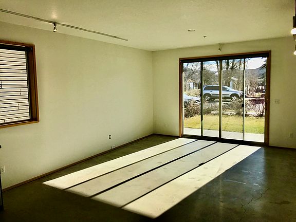 3rd image of 1828 W College Ave APT 1