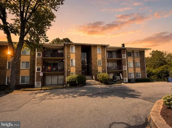4709 Tecumseh St APT 301, College Park, MD 20740