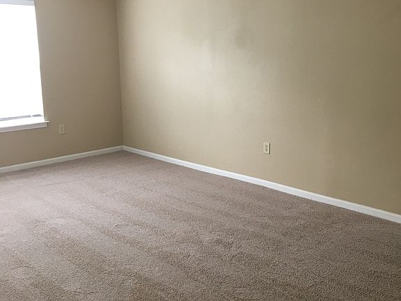 2nd image of 925 Cleveland St Unit 267