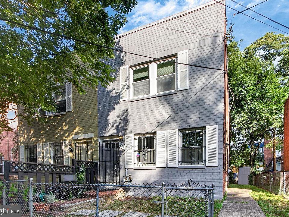 1st image of 1415 Congress Pl SE