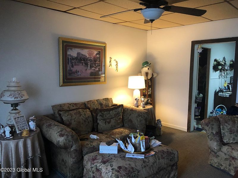 5th image of 46 S Perry Street