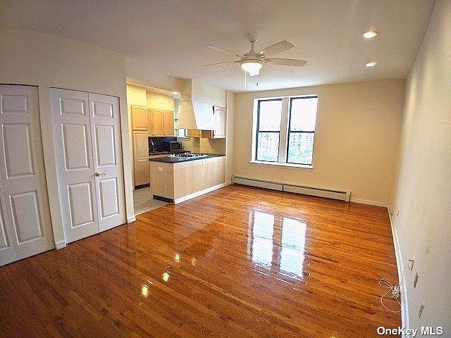 1st image of 25 W Broadway #7