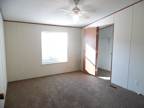 2nd image of 28640 Parkview #W107