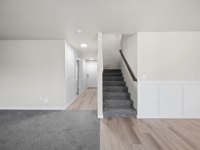 15335 Stovall Ave #D — Photo 8