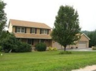 6423 Shutt Rd, Spring Grove, PA 17362