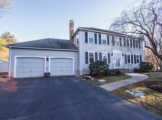 14 Paddock Ln, Medway, MA 02053