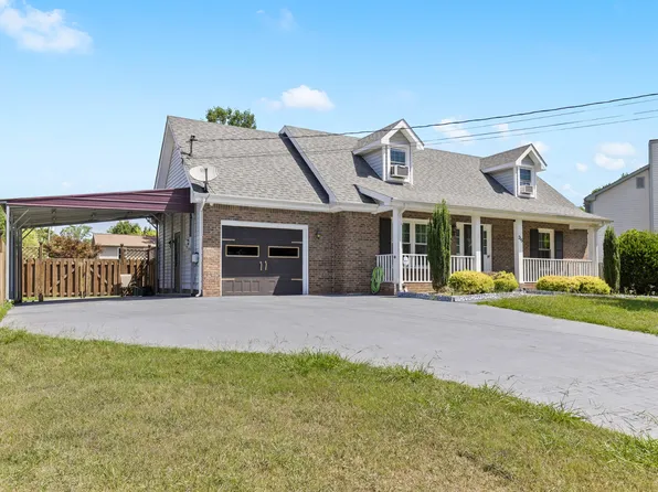 215 Marshall Dr, Clarksville, TN 37042