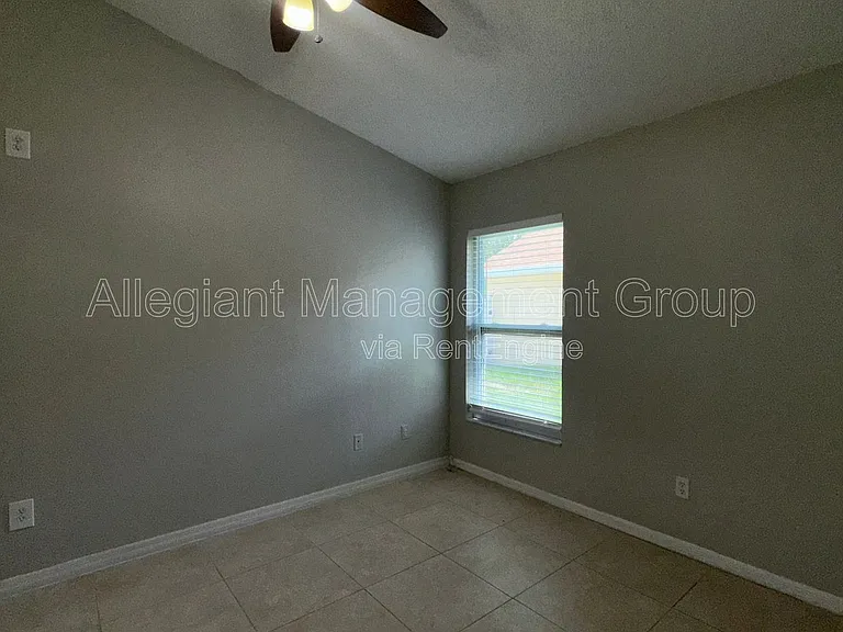 2429 Sapier Ct — Photo 16