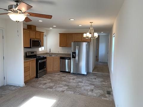 3rd image of 4695 Pacific St Spc 25