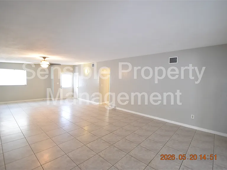 8720 Flame Vine Ave — Photo 9