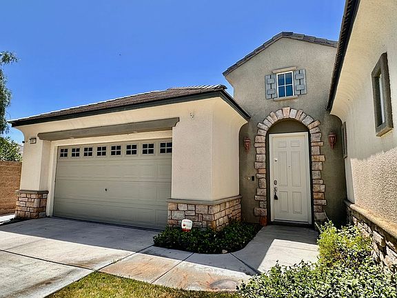 4th image of 10411 Stanberry Ave