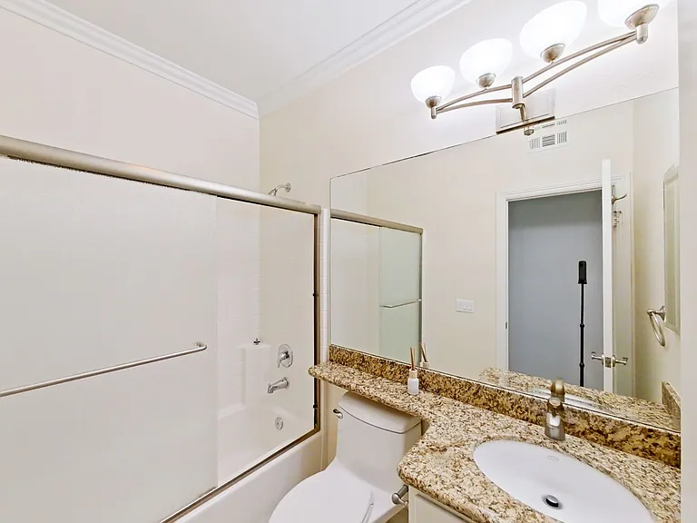 5 Avenida Brio — Photo 28