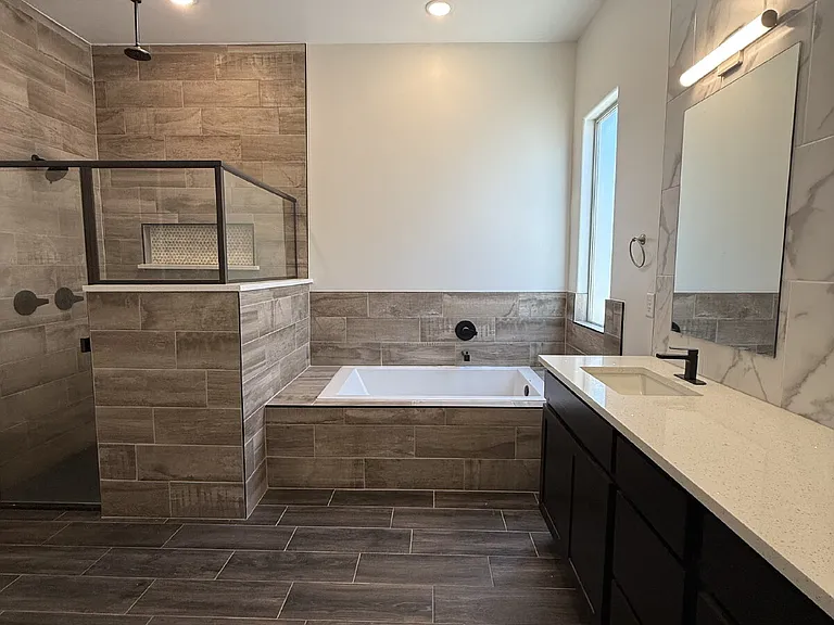 13389 Carterton Ave — Photo 36