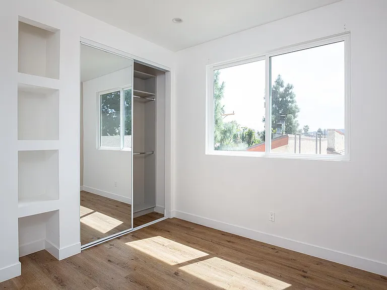 5324 Agnes Ave #C — Photo 15