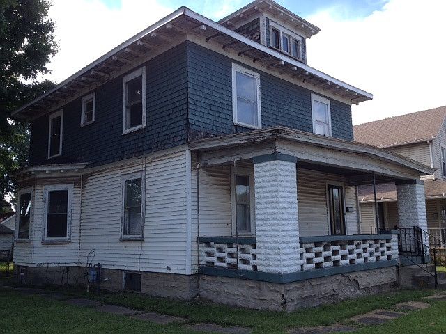 1st image of 1124 S 8th St
