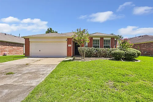 2822 Foster Hill Dr Photo 1