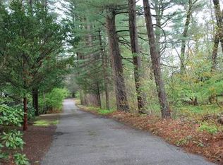 276 Grove St, Wellesley, MA 02482