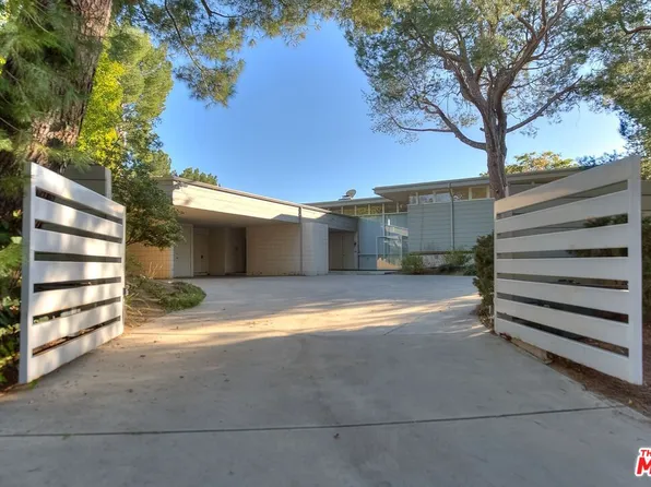 1700 Carla Rdg, Beverly Hills, CA 90210